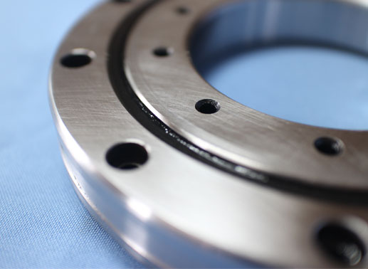 RU124GUU cross roller bearing