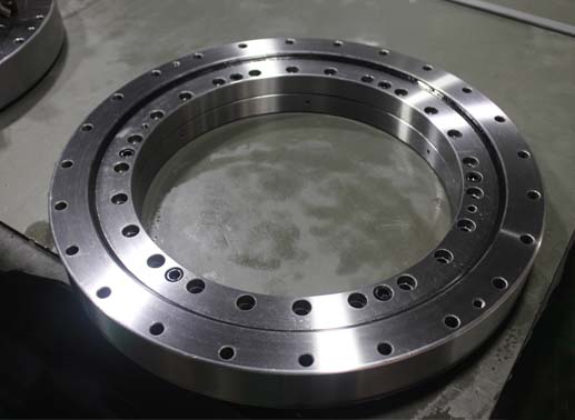 custom cross roller slewing bearings NXR-30-522