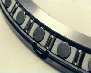 SX011 cross roller bearing structure