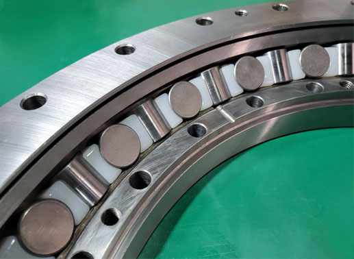 crossed roller slewing bearing