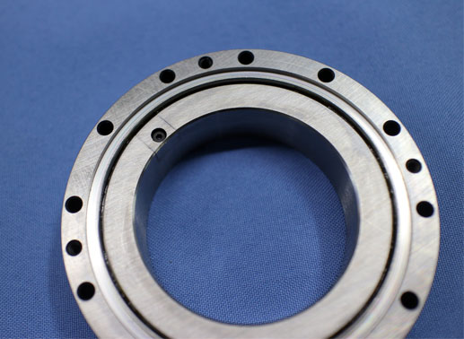 SHF-32 housed units cross roller bearing